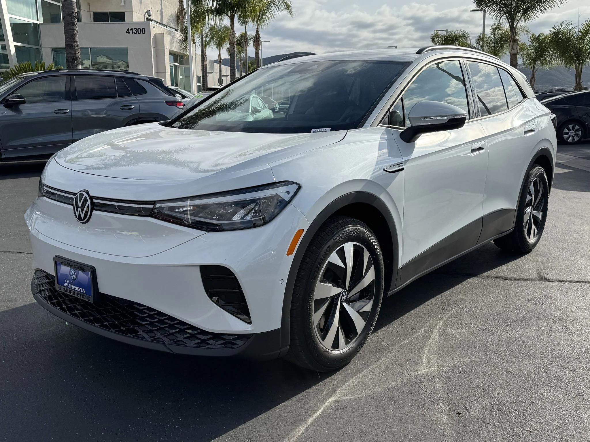New 2026 Opal White Pearl Volkswagen Pro image 4