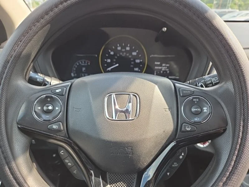 Used 2020  Honda EX image 11