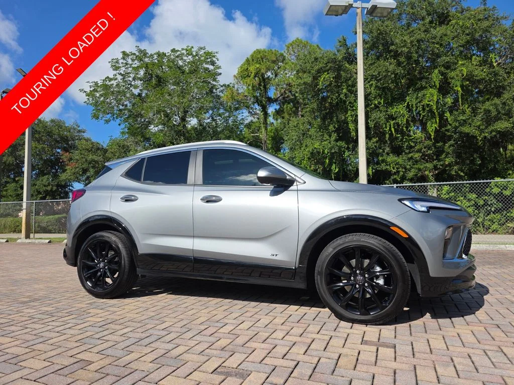 2026 Buick Encore GX Sport Touring's photo