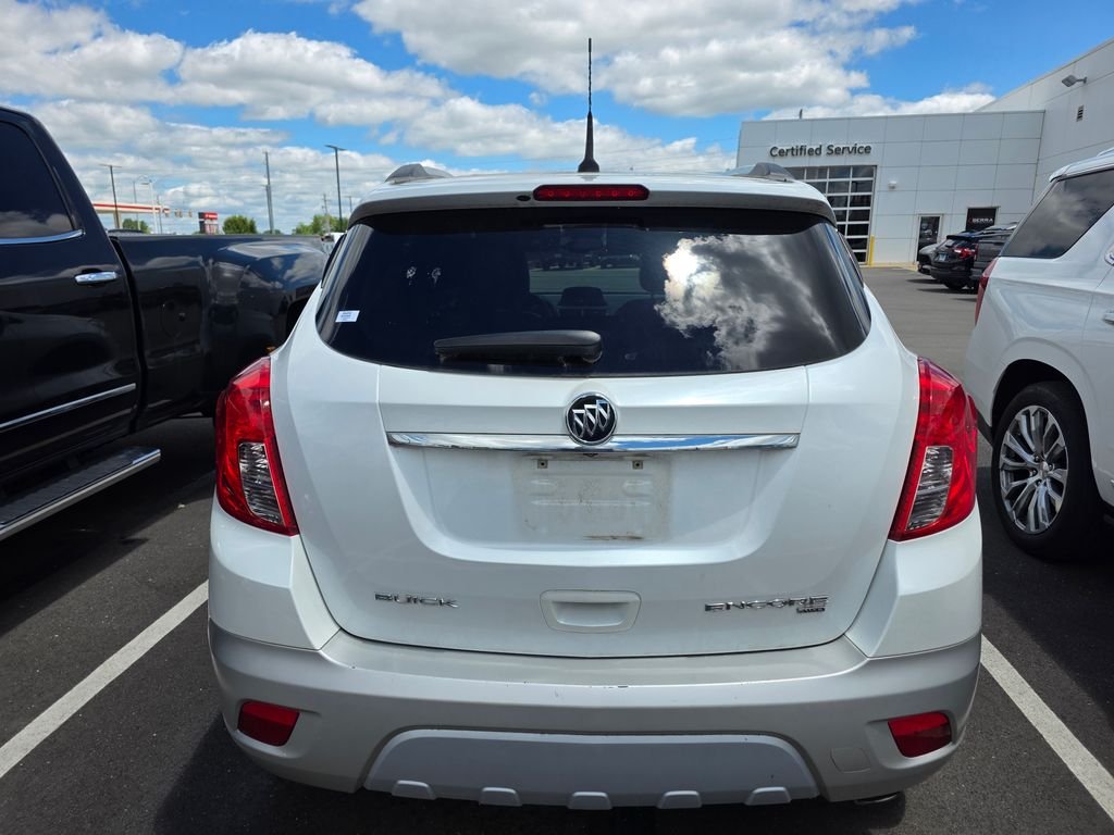 Used 2013 White Pearl Tricoat Buick Leather image 3