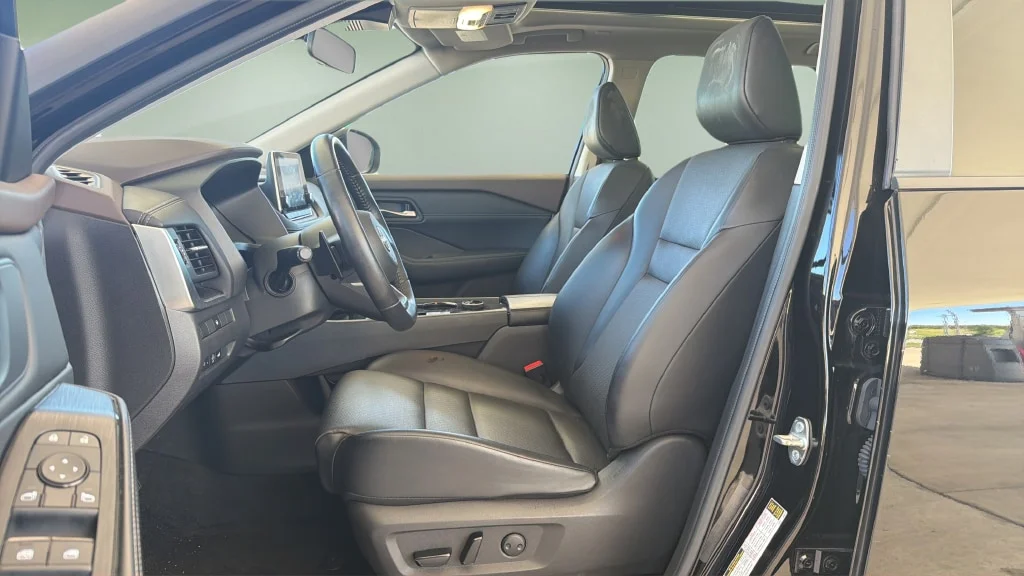 Certified Used 2023 Super Black Nissan SV image 20