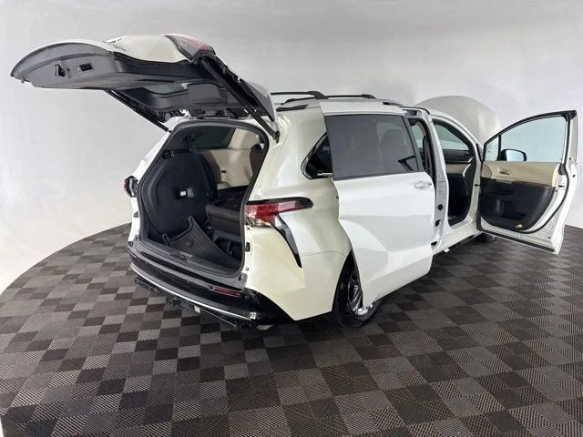 Used 2021 White Toyota Platinum image 16