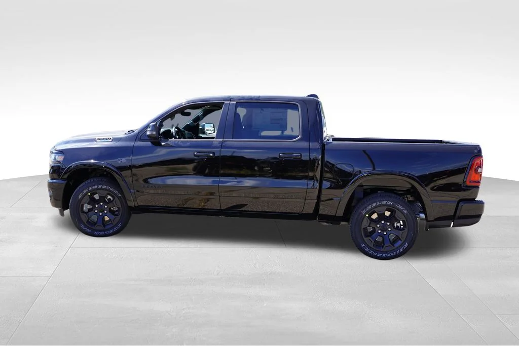 New 2027 Diamond Black Crystal Pearl-Coat Exterior Paint RAM Big Horn image 6
