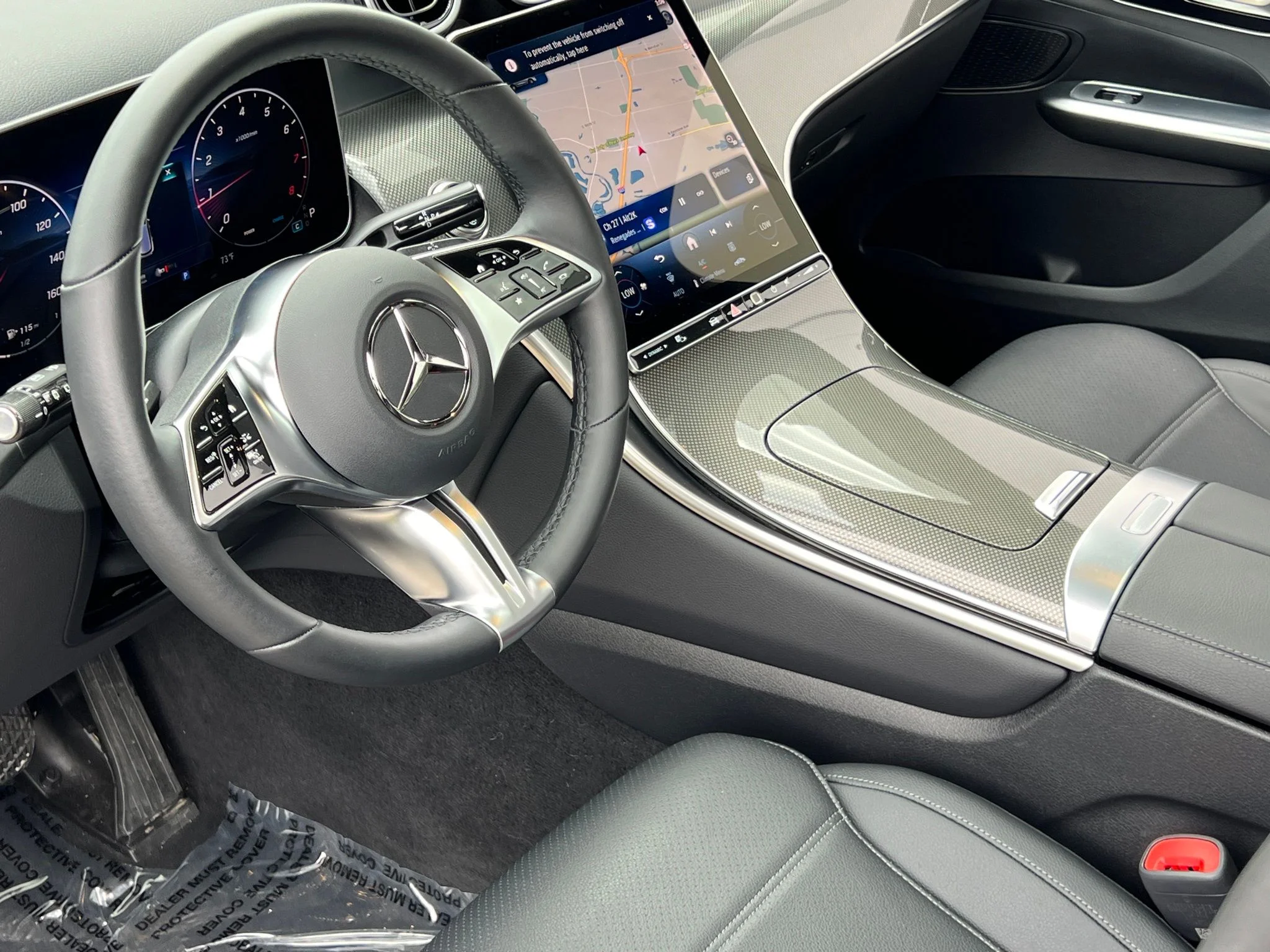 Used 2025 Gray Mercedes-Benz GLC 300 image 21