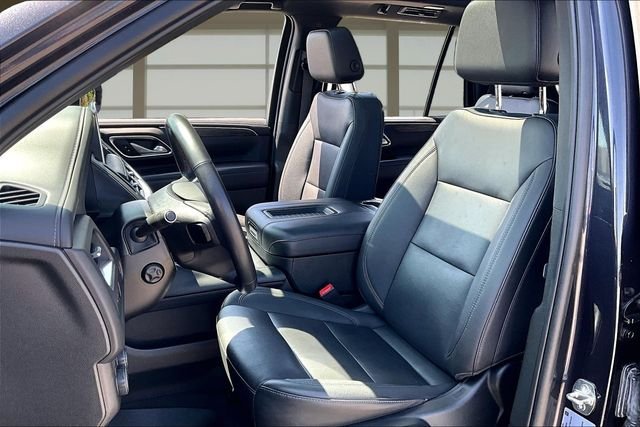Used 2022 Gray Chevrolet Z71 image 25