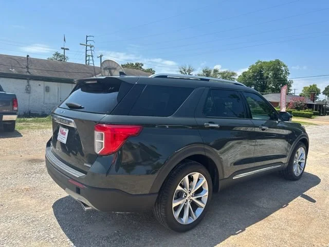 Used 2023 Green Ford Platinum image 13