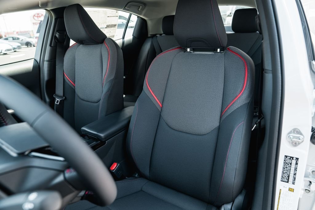 New 2026 Wind Chill Pearl Toyota SE image 24