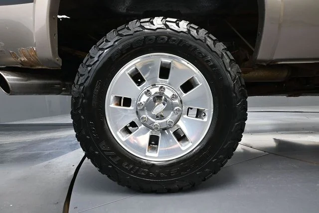 2005 Ford F-350 Super Duty Lariat - Photo 13
