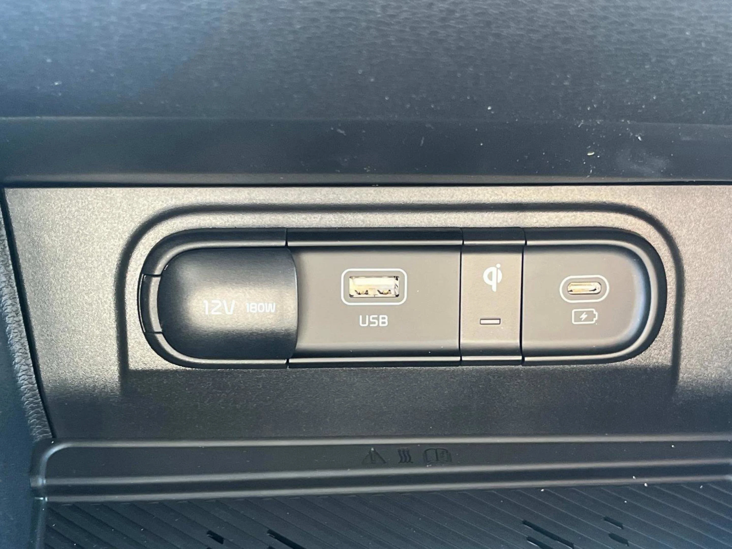 2025 Kia Sportage SX Prestige - Photo 33