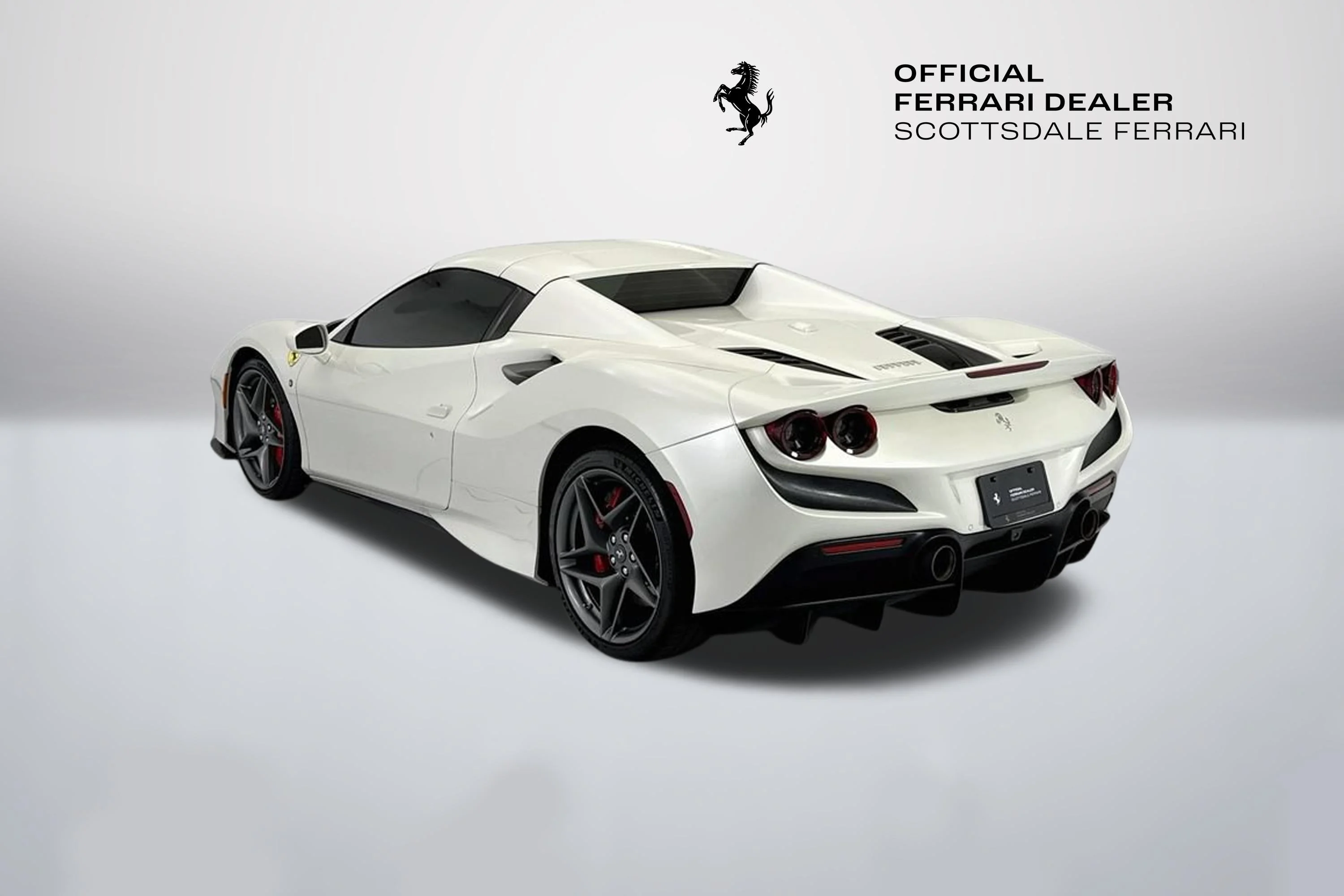 Used 2021 Bianco Italia Ferrari  image 15