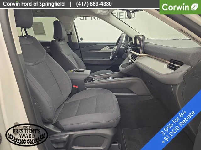 New 2026 Star White Metallic Tri-Coat Ford Active image 11