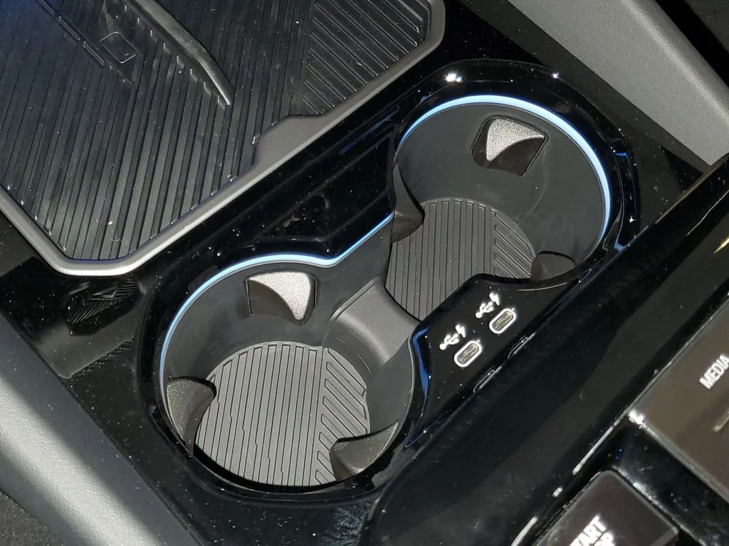 New 2026 Black Sapphire Metallic BMW M60 image 24