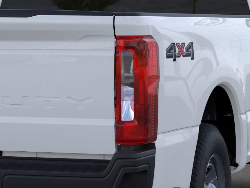 New 2025 Oxford White Ford F-350® XL image 21