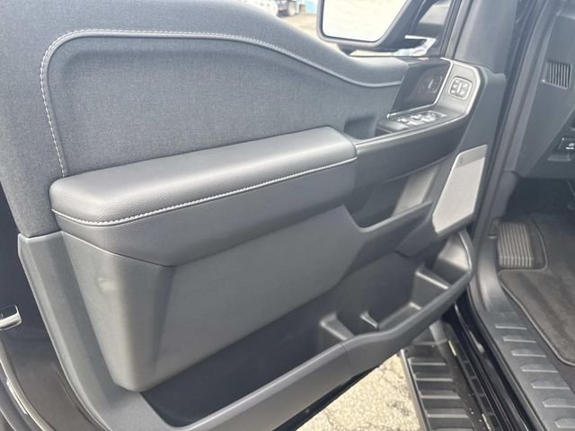 Certified Used 2025 Agate Black Metallic Ford Lariat image 20