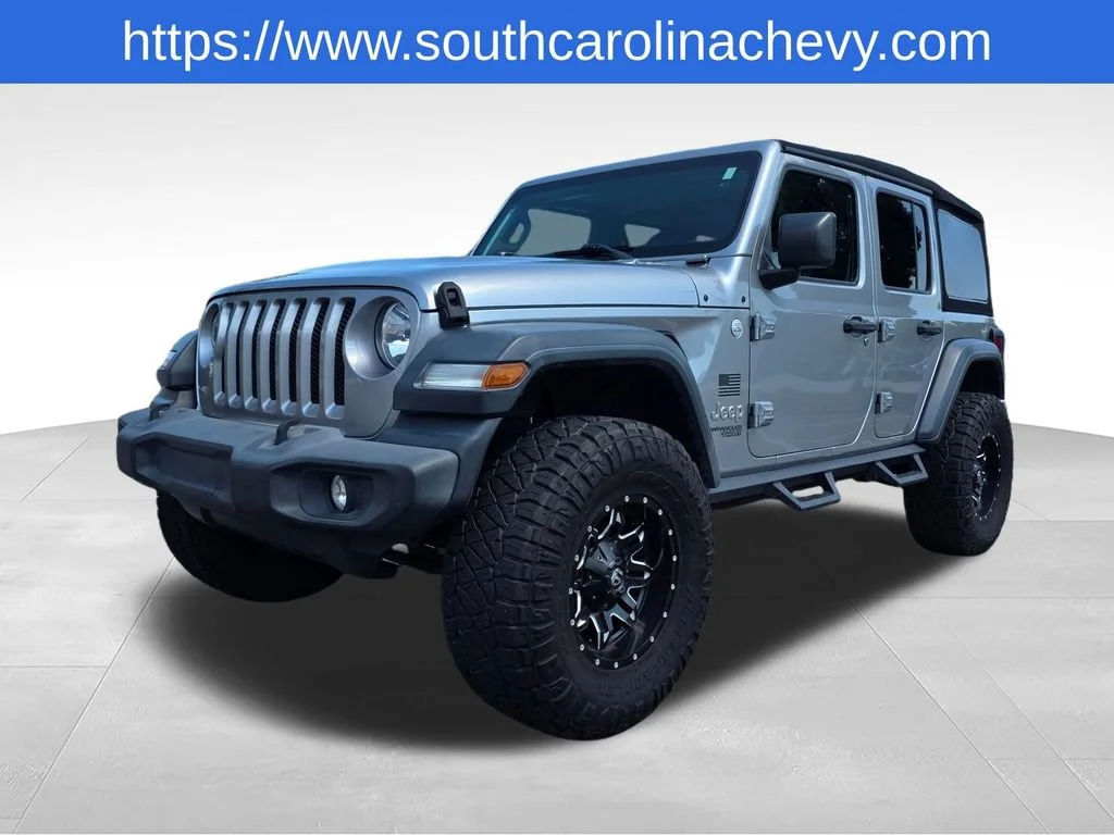 Used 2018 Silver Jeep Sport S 4x4 image 32