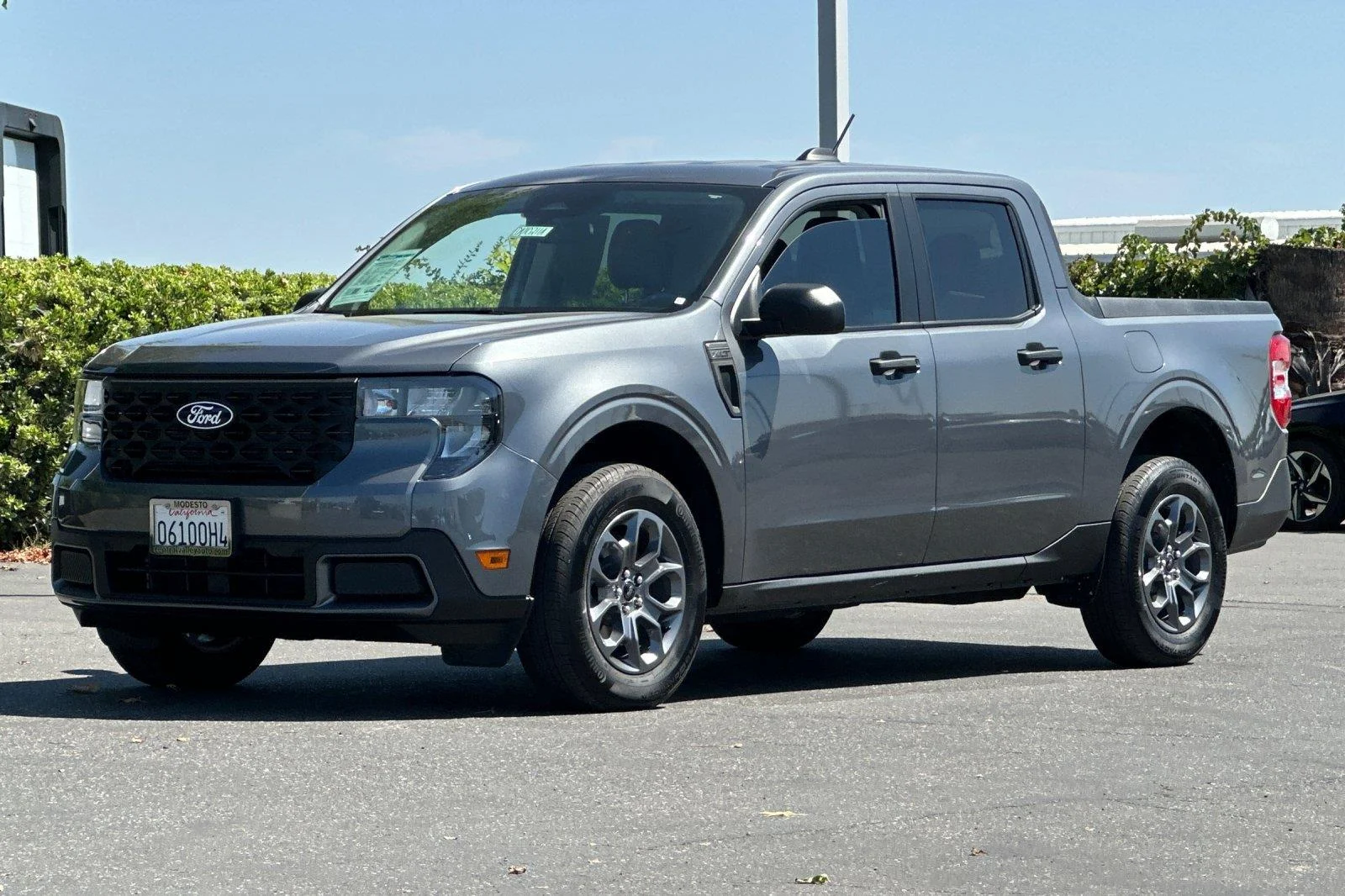 Used 2025 Carbonized Gray Metallic Ford XLT image 8
