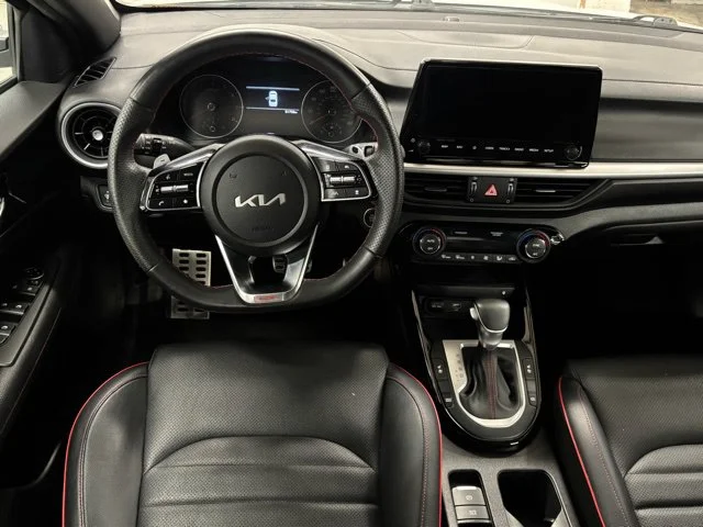 Used 2023 White Kia GT image 12