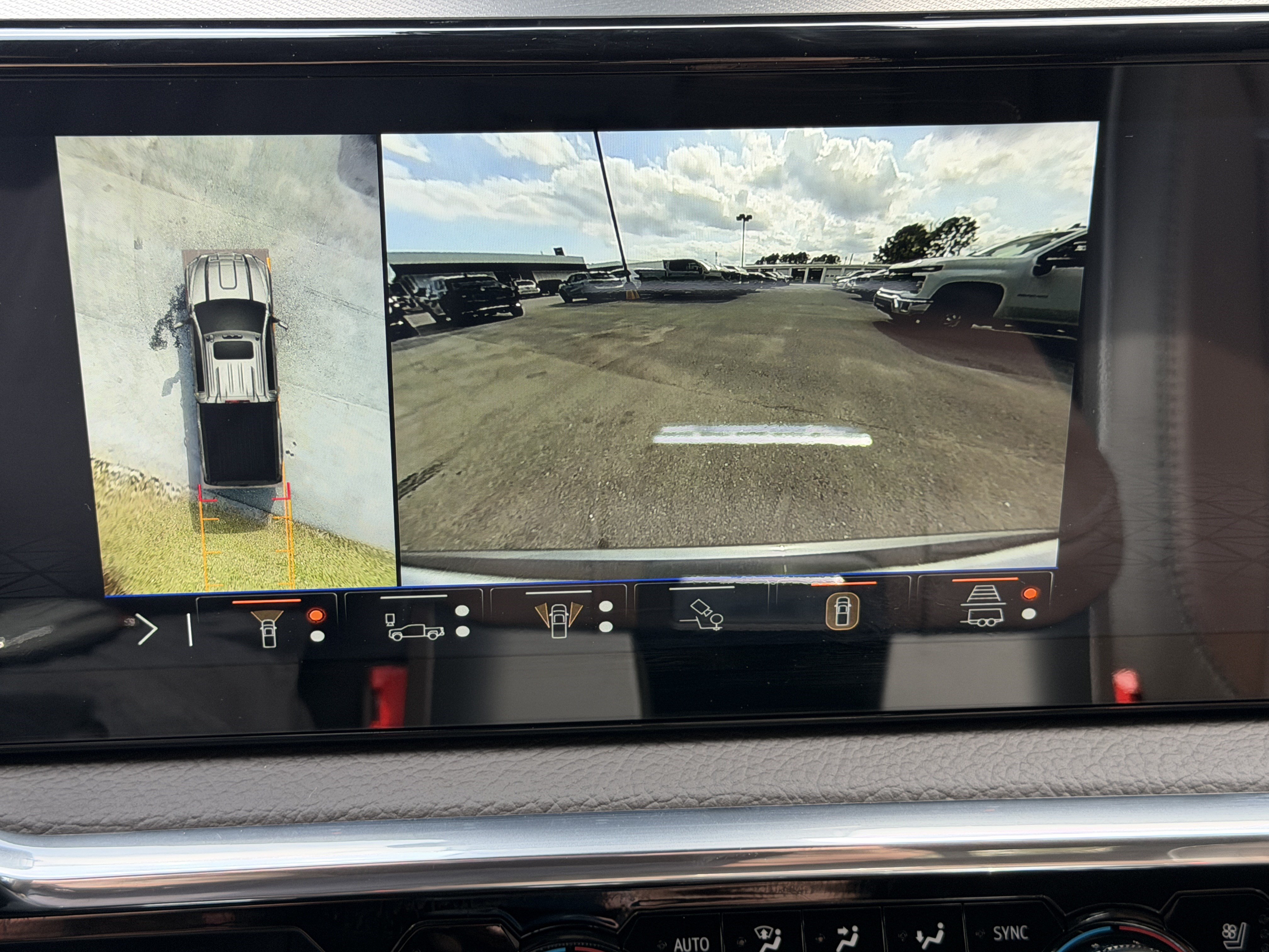 2026 GMC Sierra 2500HD Denali - Photo 44