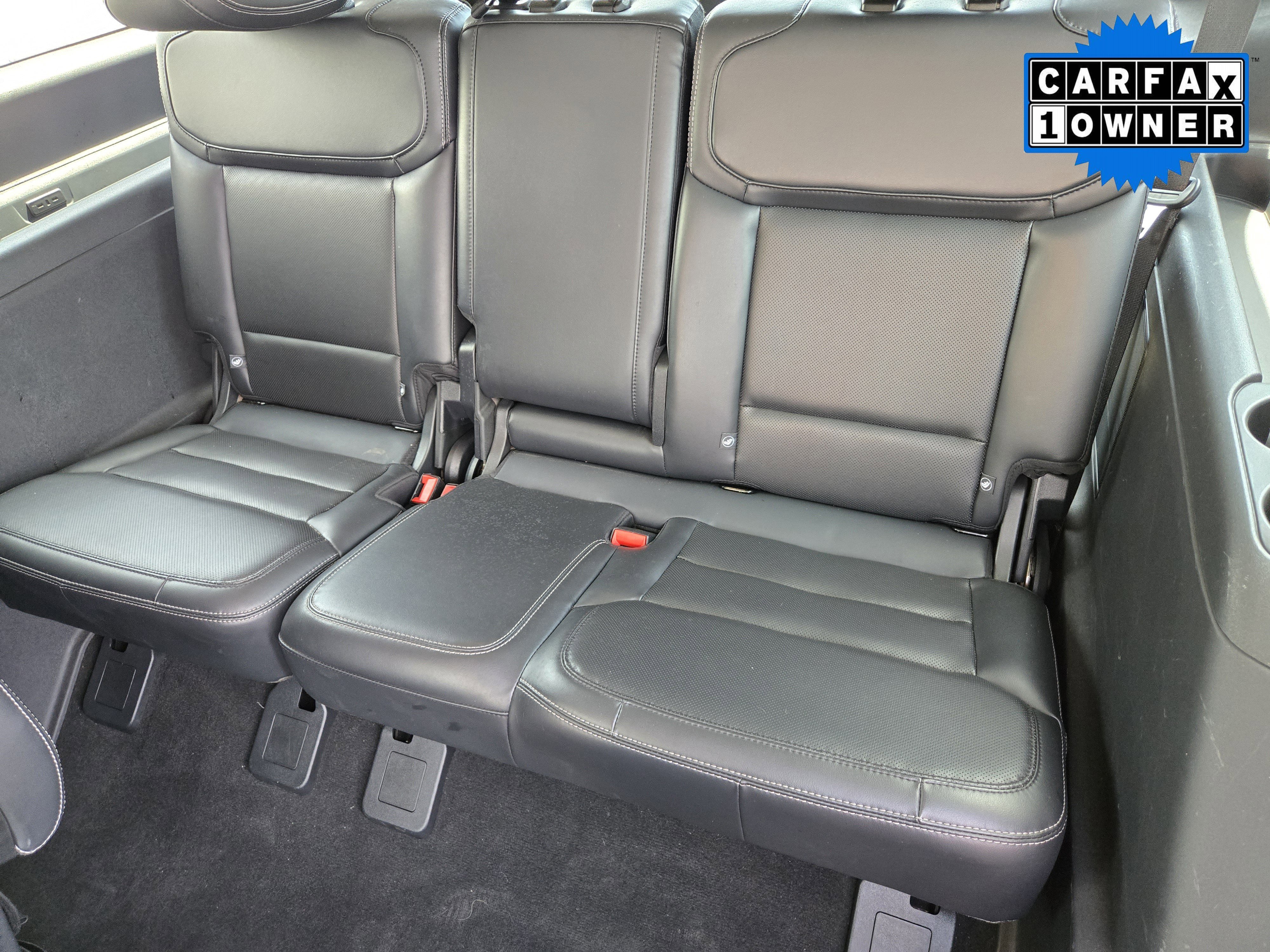 Certified Used 2025 Oxford White Ford Platinum image 28