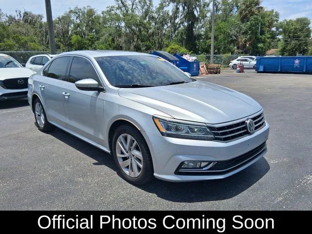 Used 2018 Silver Volkswagen 2.0T SE image 1