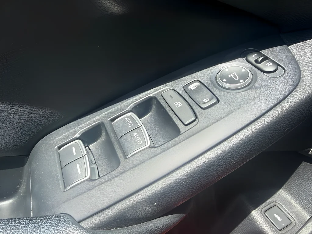 2018 Honda Accord Sport - Photo 25