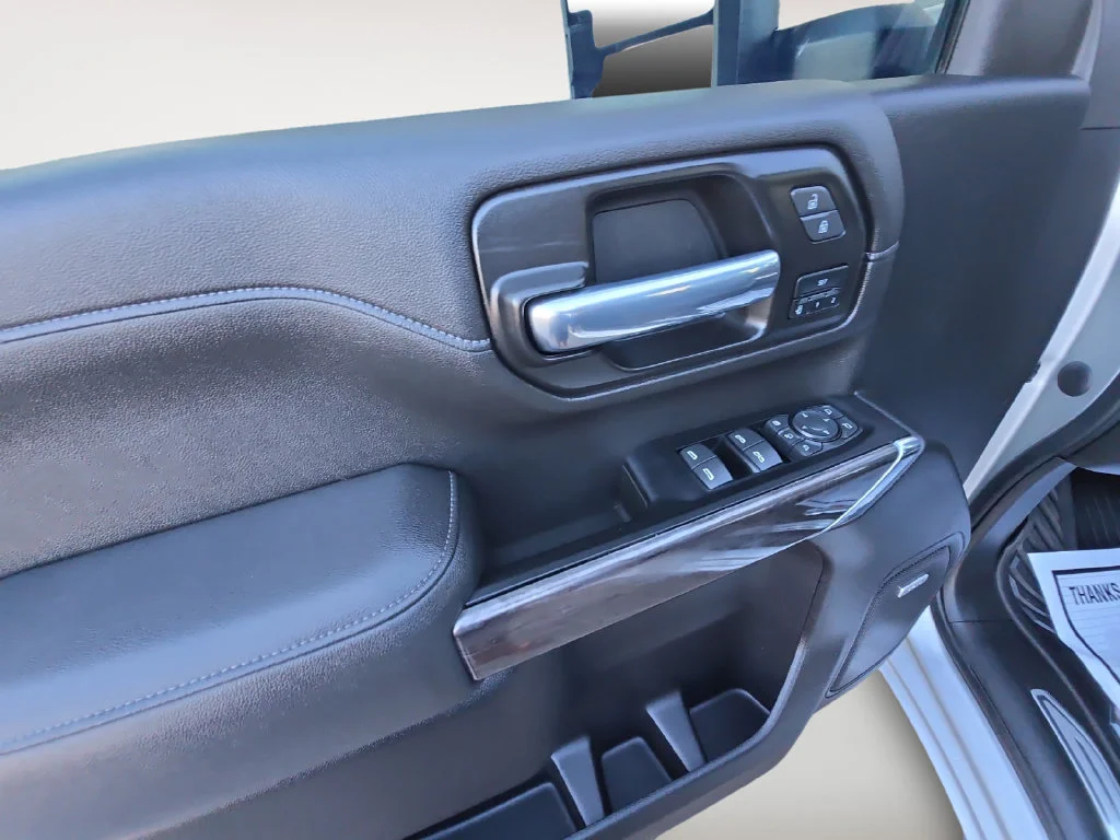 Used 2022 SILVER ICE METALLIC Chevrolet LTZ image 14