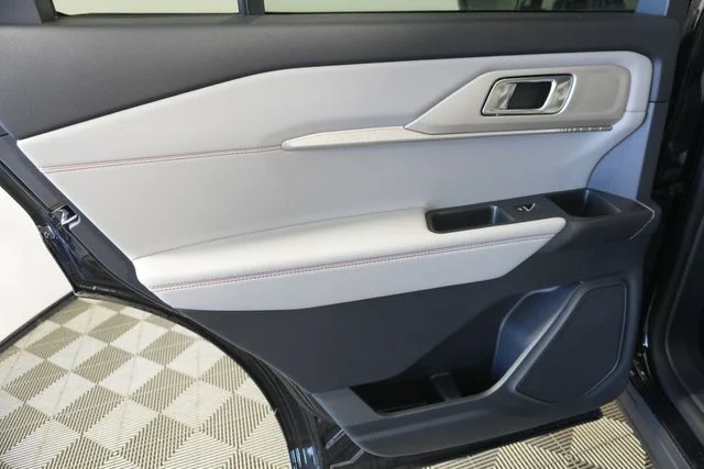 New 2026 Agate Black Metallic Ford Active image 26