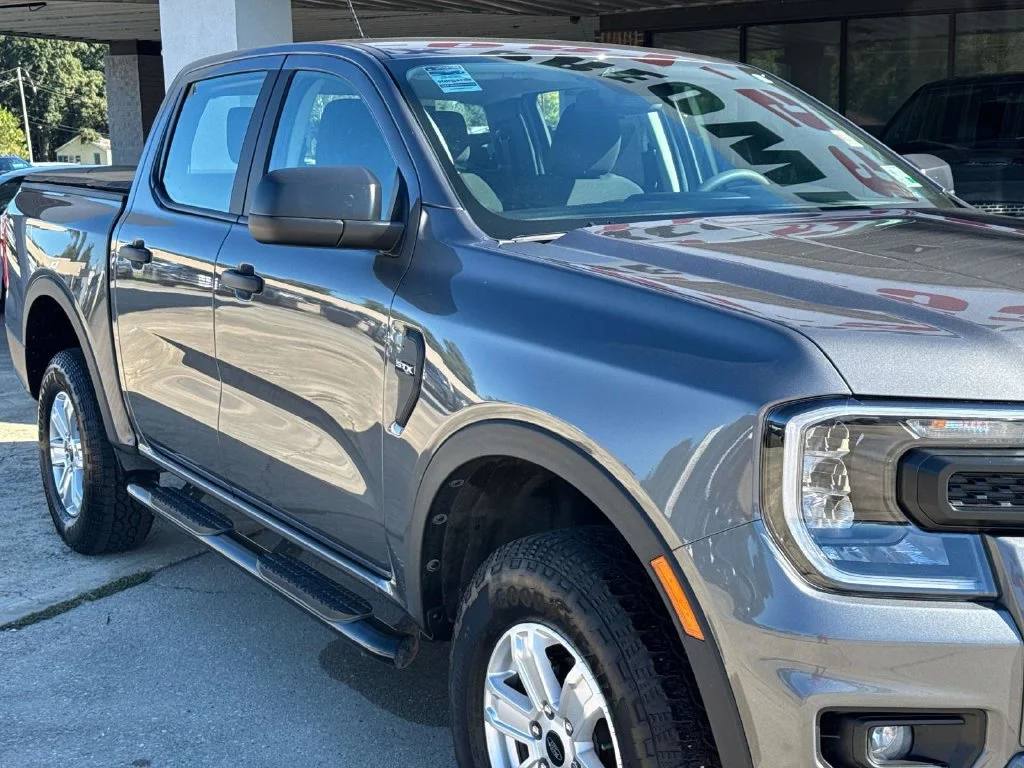 Used 2024 Gray Ford XL image 2
