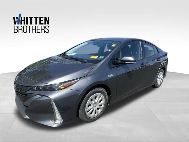 2020 Toyota Prius Prime LE's photo