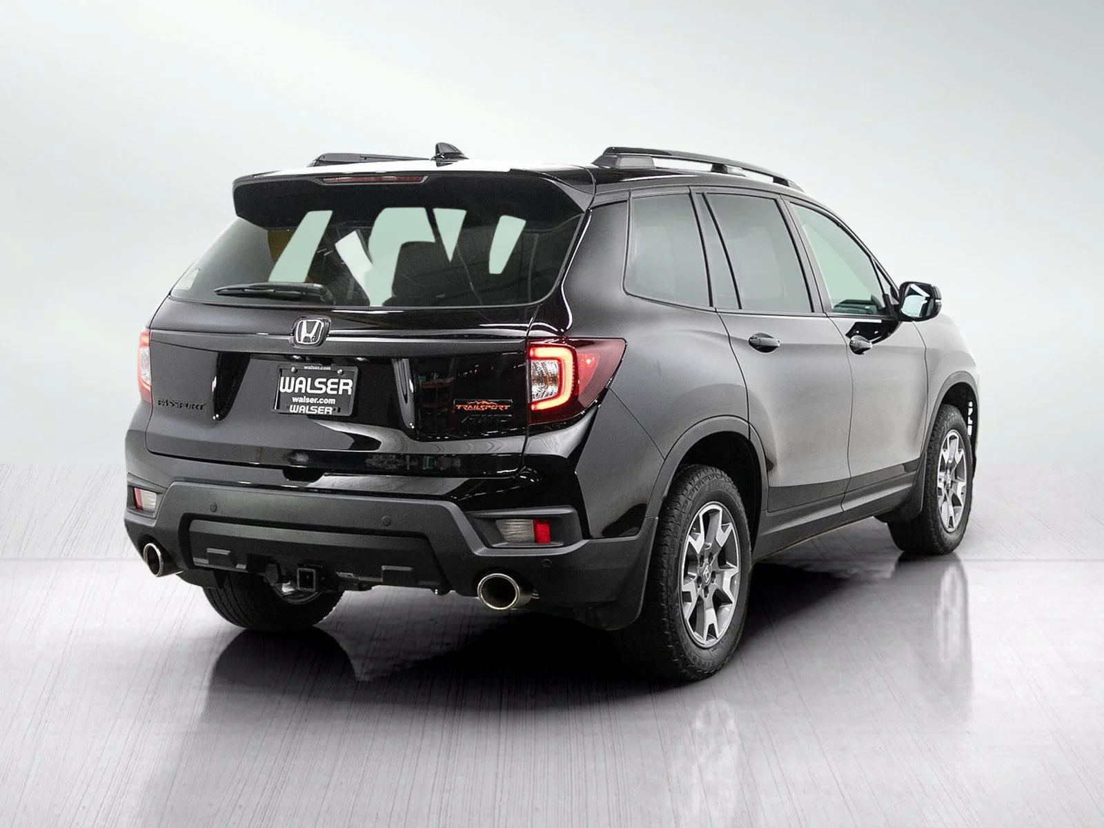 Used 2023  Honda TrailSport AWD image 5