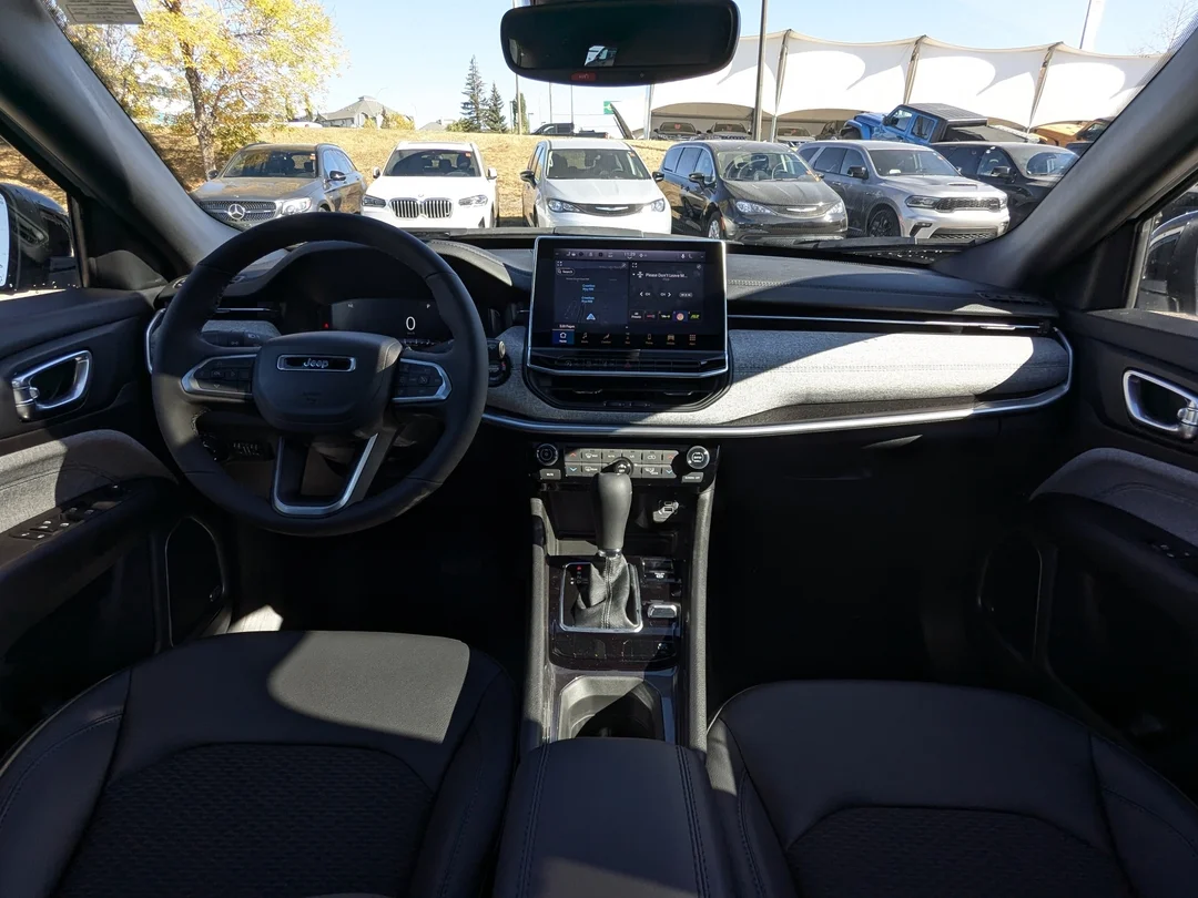 New 2026 White Jeep North - - 4x4 - Panoramic Sunroof - Alpine Audio - Adaptive Cruise - Power Liftgate & More! image 26