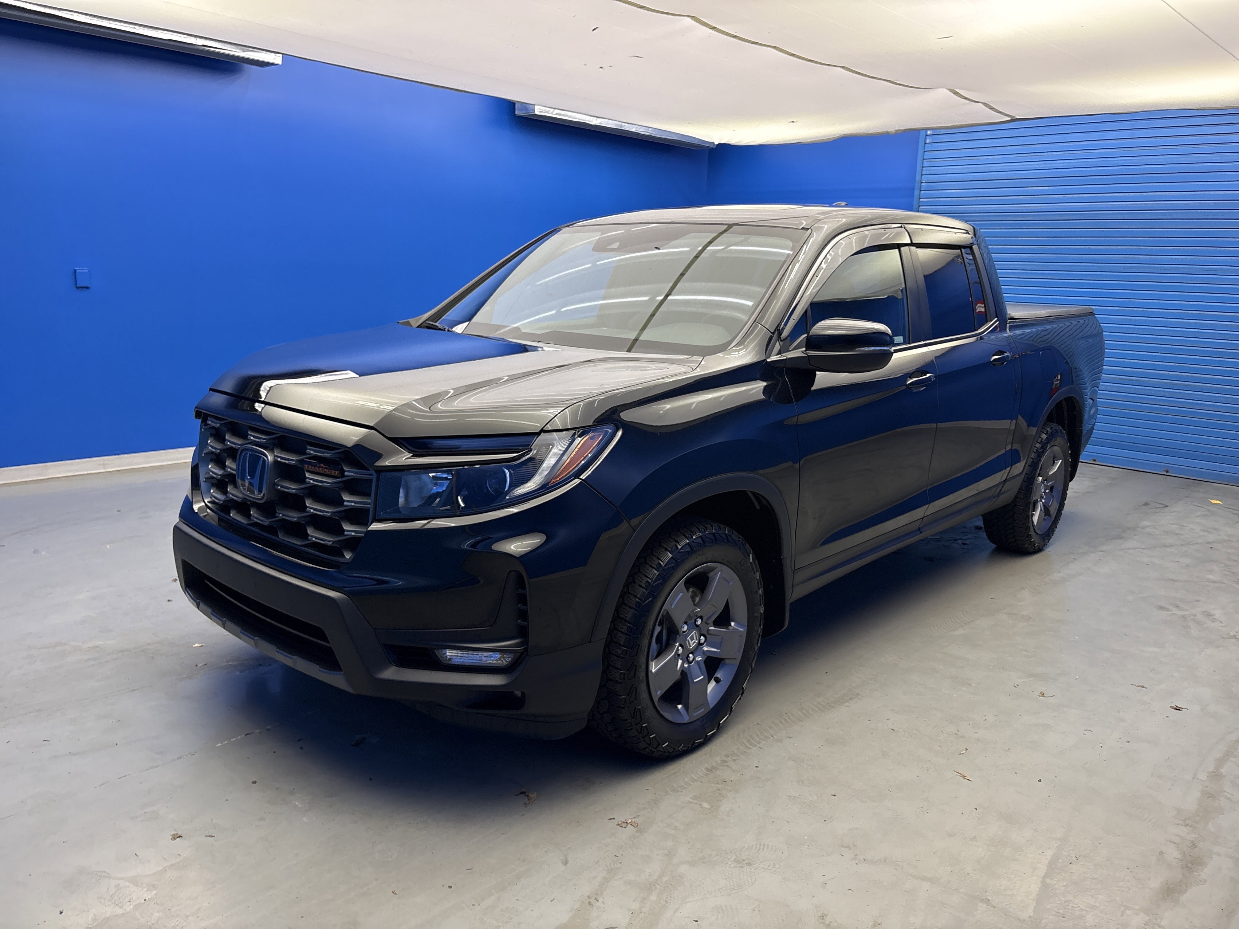 Used 2024 Crystal Black Pearl Honda TrailSport image 4