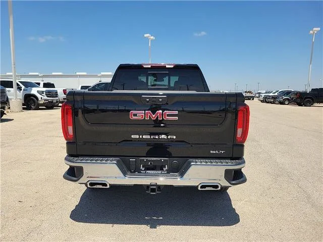 New 2026 Onyx Black GMC SLT image 4