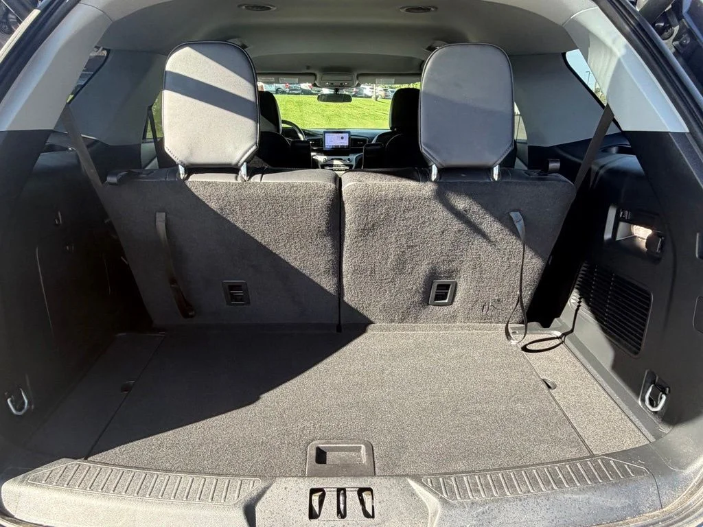 Used 2023 Gray Ford XLT image 44