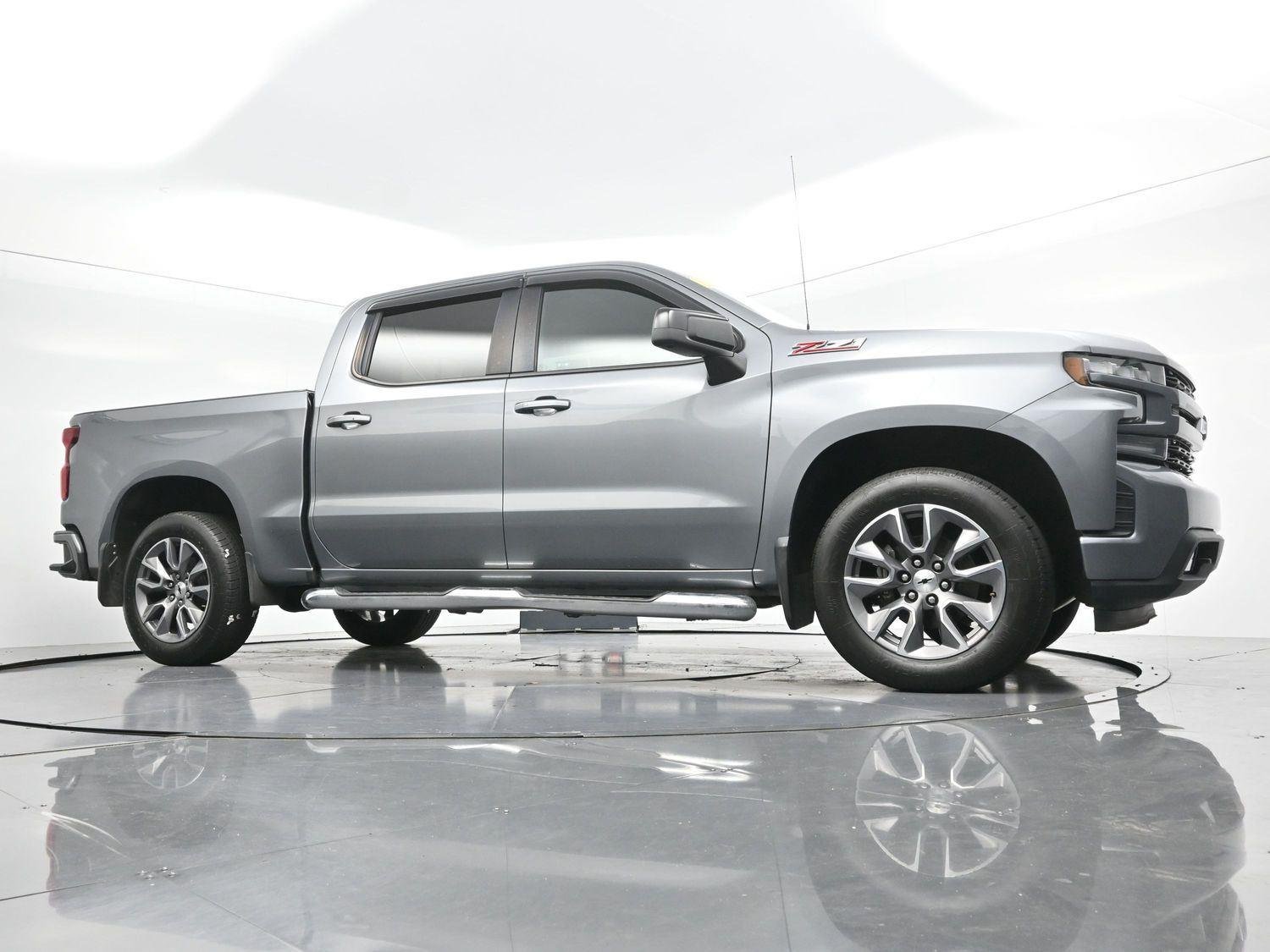 Used 2020 SATIN STEEL METALLIC Chevrolet RST image 44