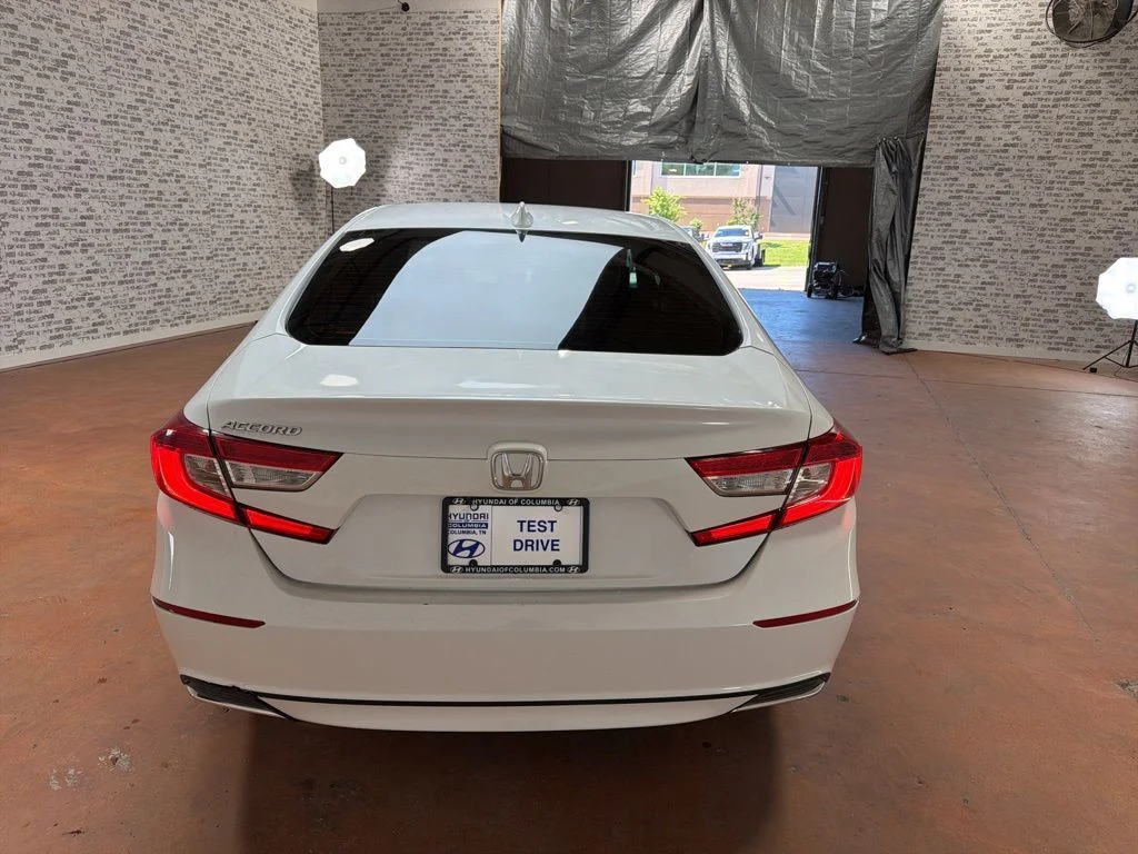 Used 2020 Platinum White Pearl Honda LX image 6