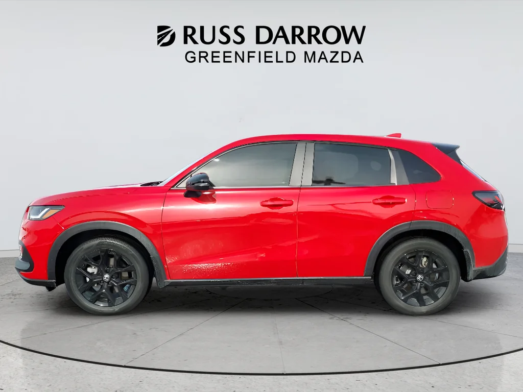Used 2025  Honda Sport image 2