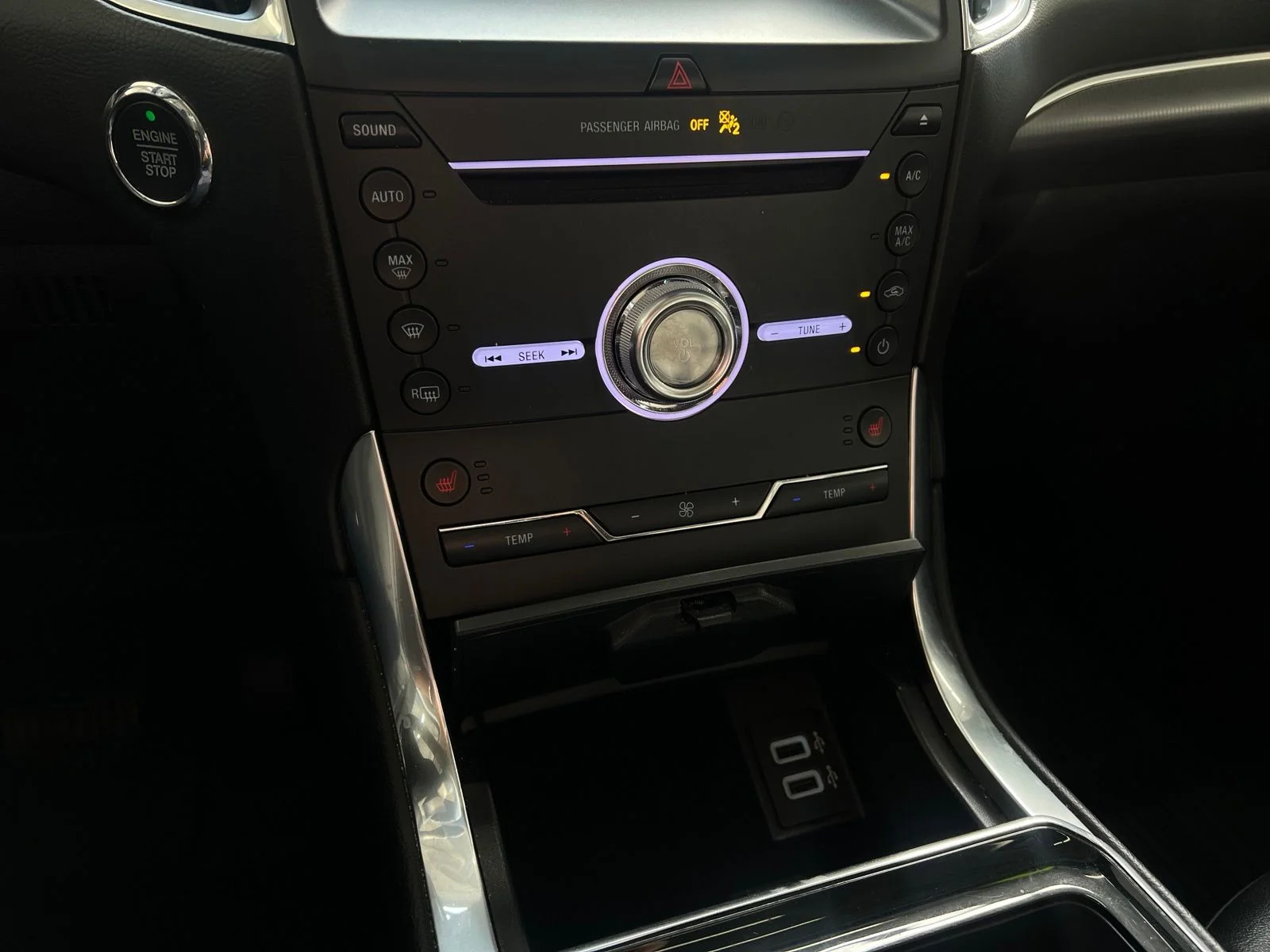 Used 2019 Red Ford Titanium image 14