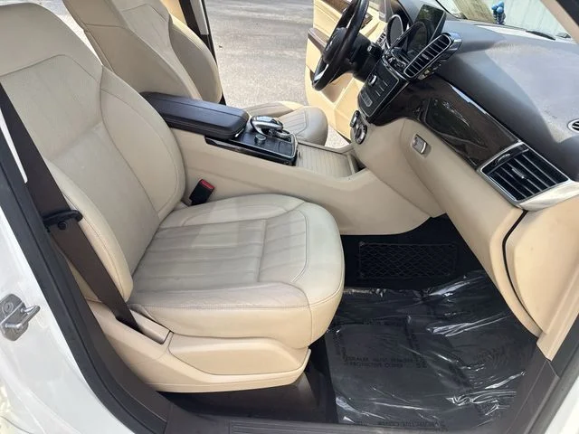 Used 2018 White Mercedes-Benz GLE 350 image 10