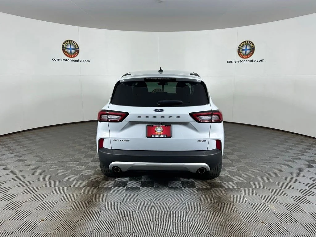 Used 2025 Silver Ford Active image 20