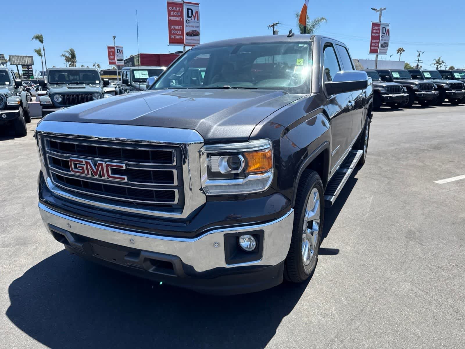 Used 2014 Iridium Metallic GMC SLT image 2
