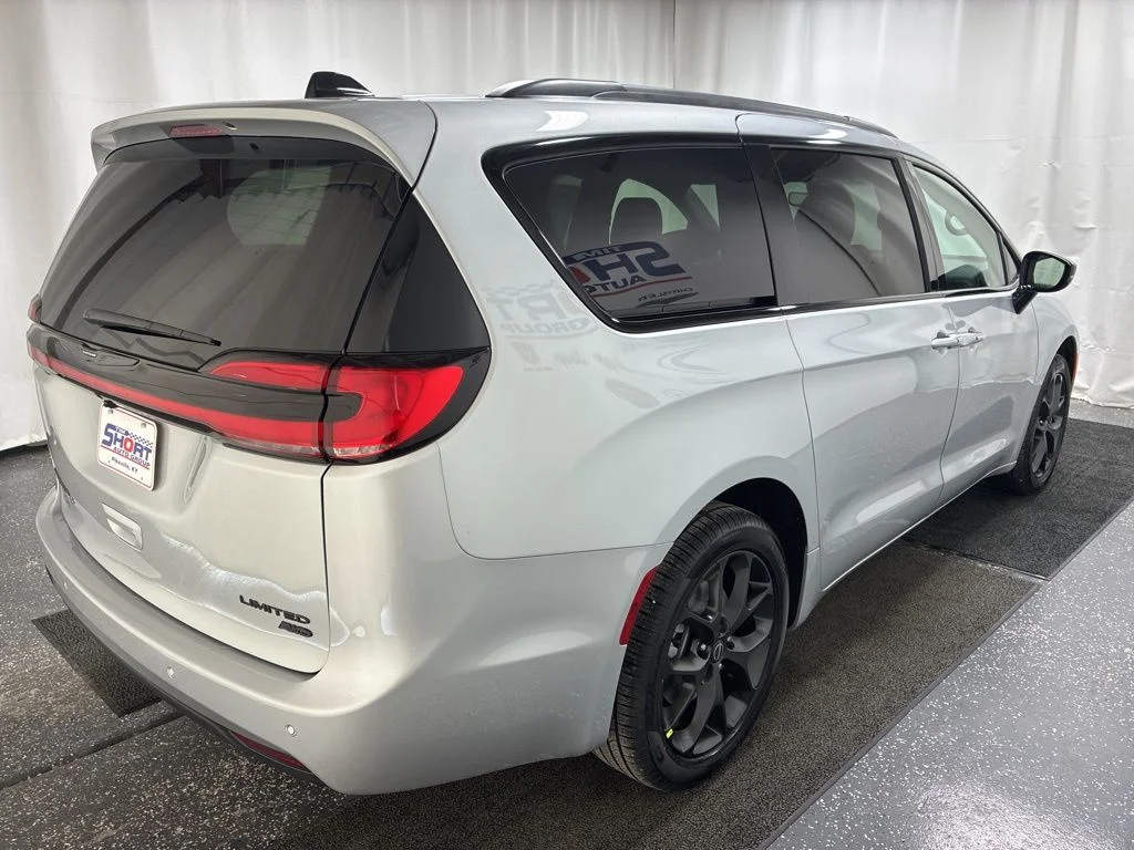 New 2026 Silver Chrysler Limited image 4