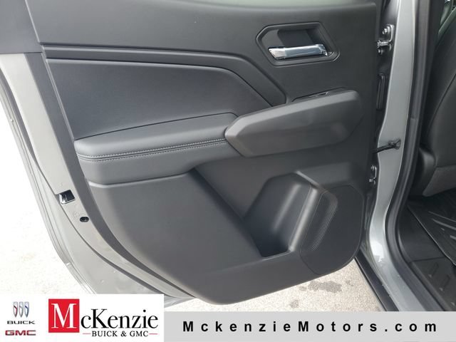 New 2026 Sterling Metallic GMC Elevation image 22
