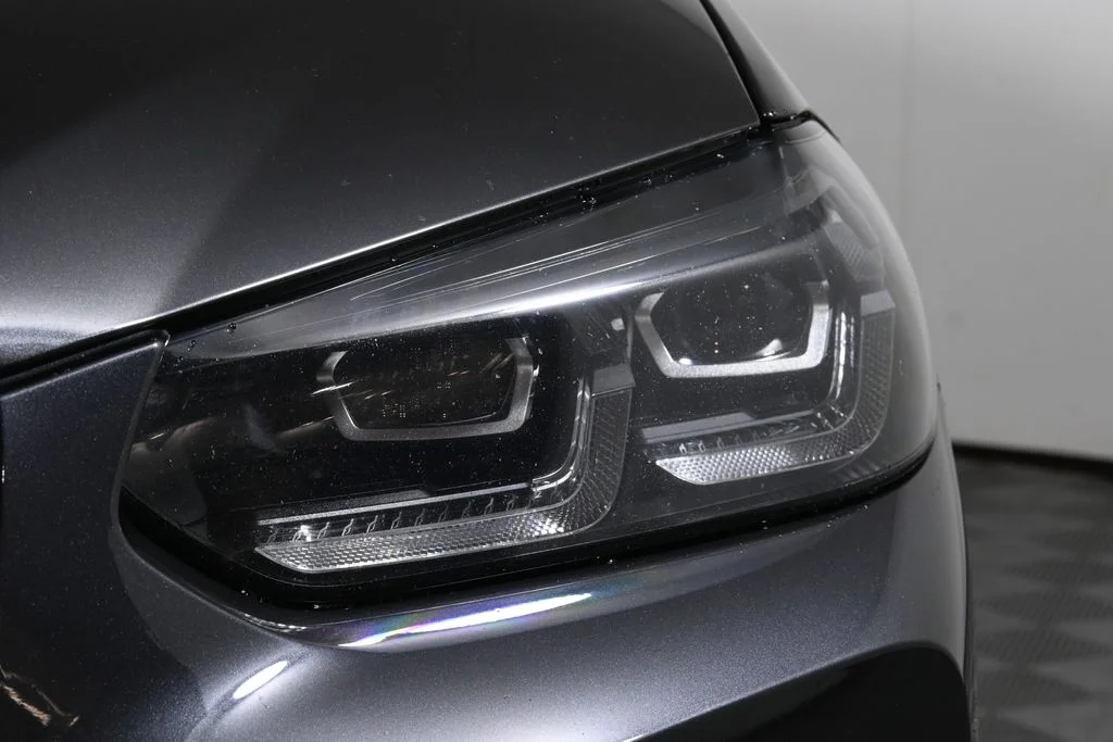 Used 2023 Gray BMW M40i image 11