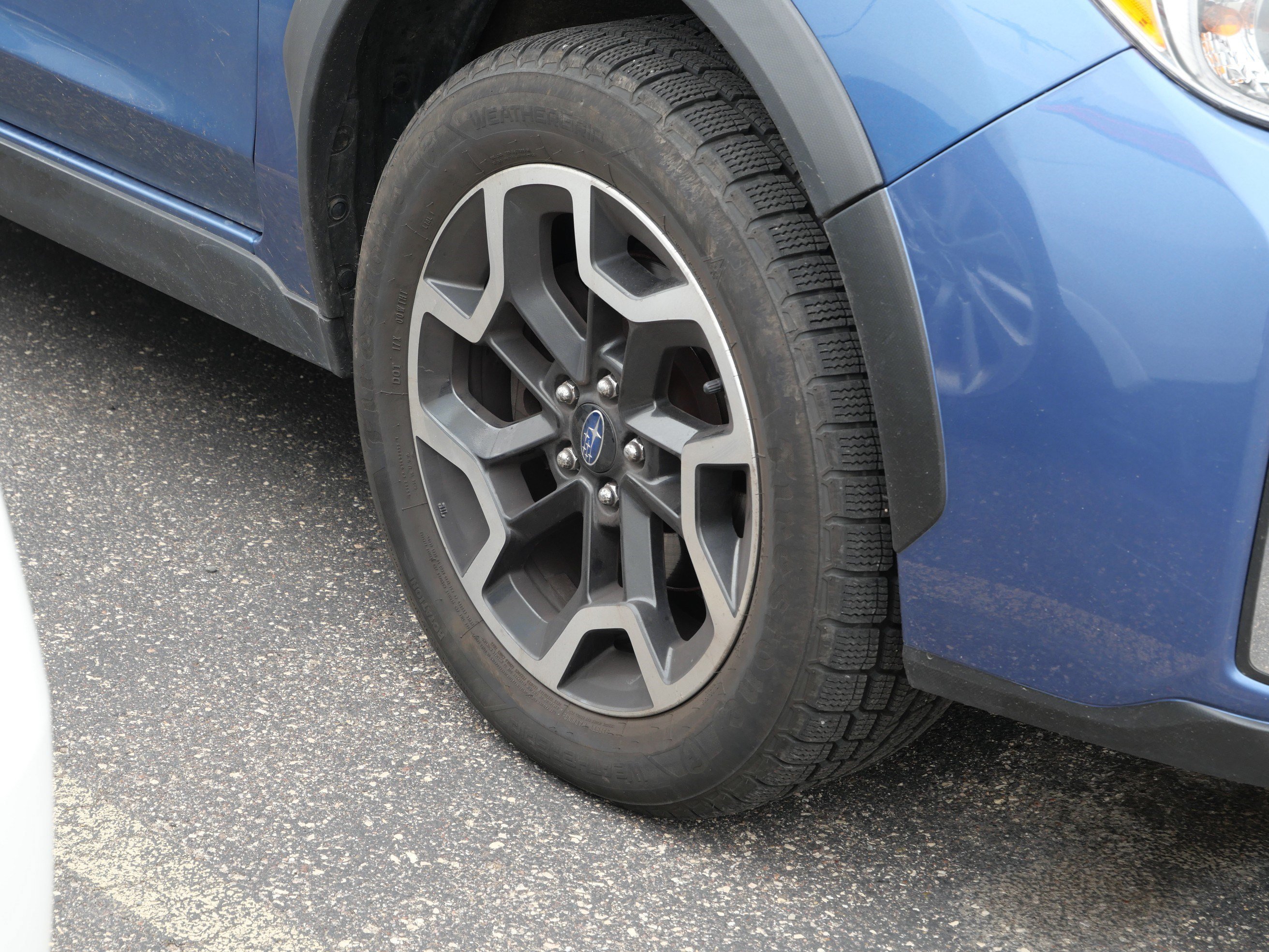 Used 2016 Quartz Blue Pearl Subaru Premium image 3