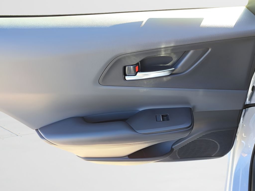 2026 Toyota Prius Limited - Photo 8