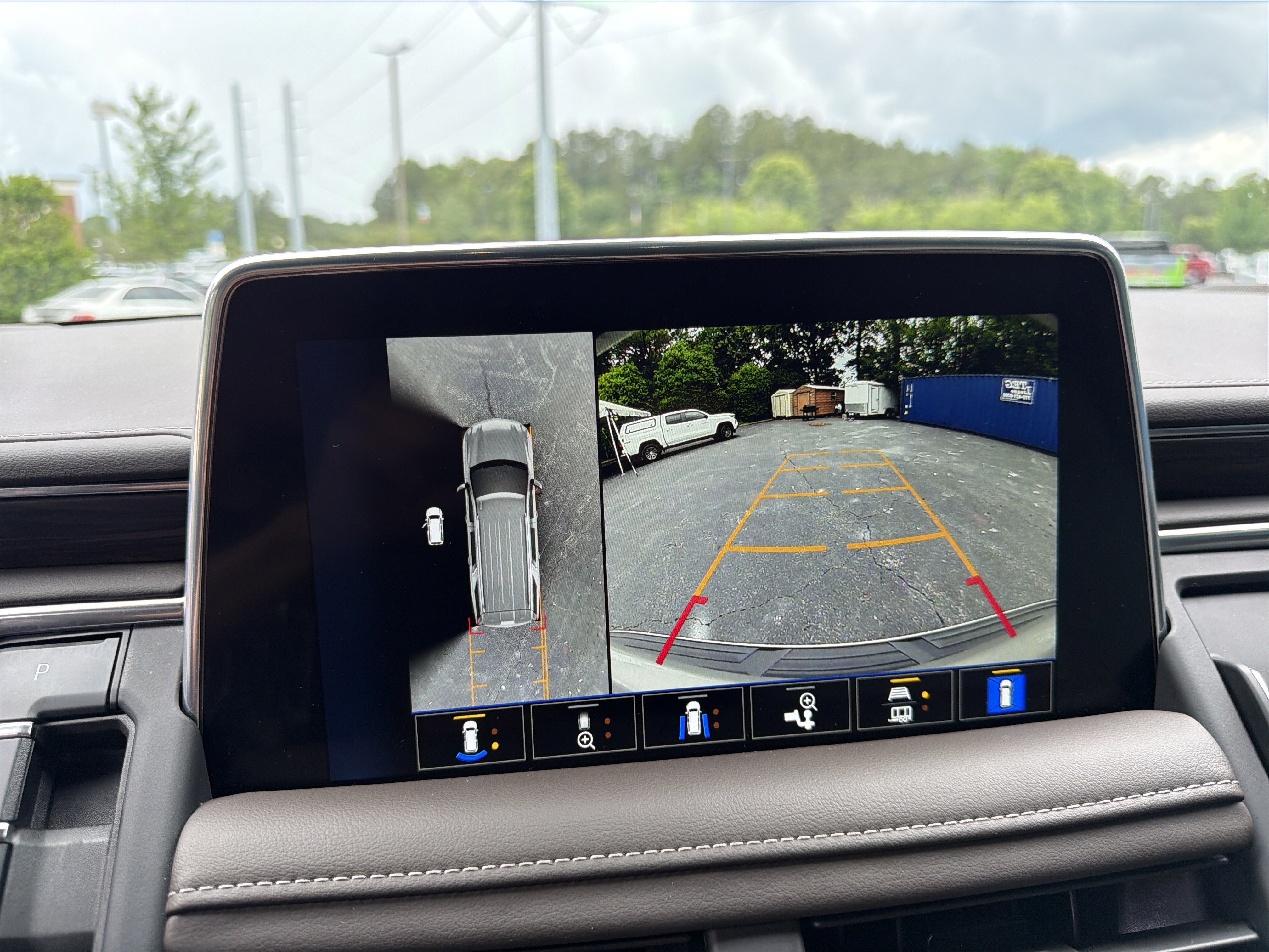 Used 2022 Empire Beige Metallic Chevrolet LT image 33