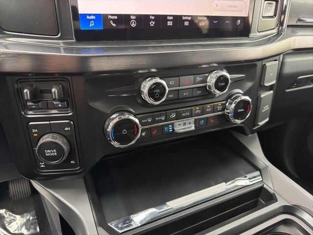 New 2026 Carbonized Gray Metallic Ford F-250® Lariat® image 18