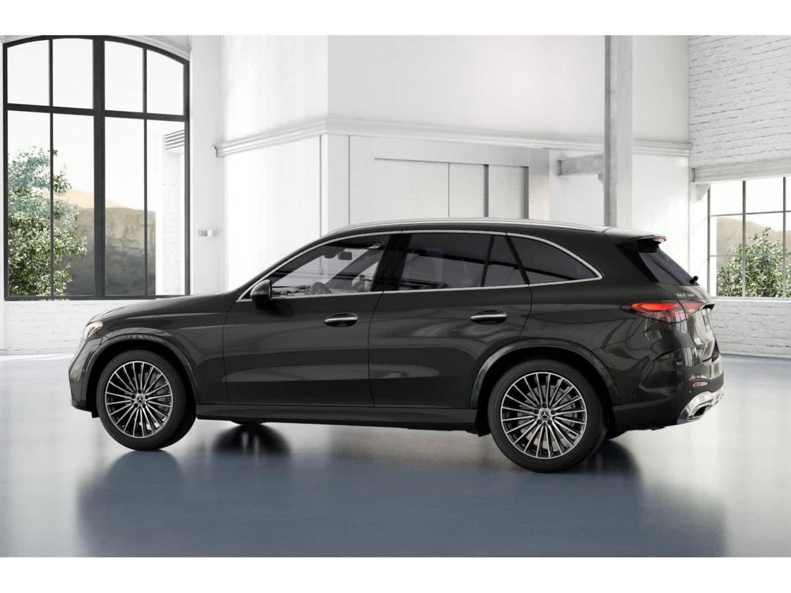 Used 2026 Graphite Grey Metallic Mercedes-Benz GLC 300 image 31