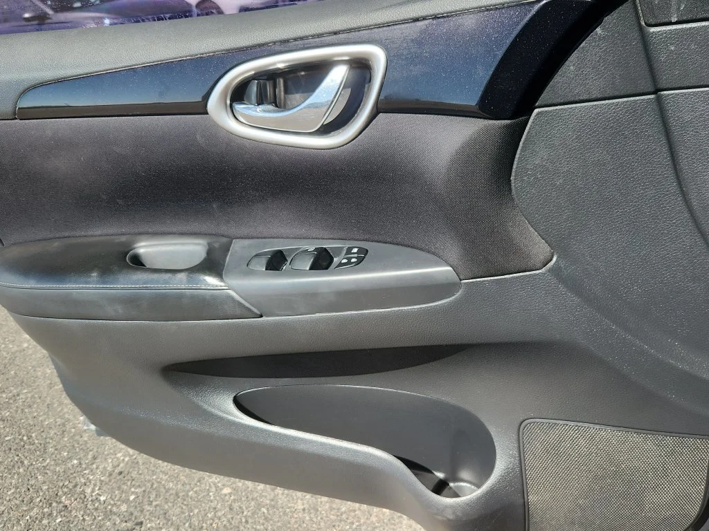 Used 2017 Gray Nissan SV image 8